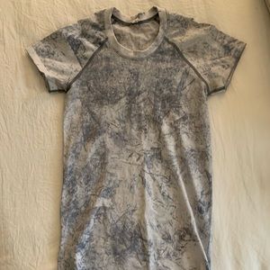 Lululemon short sleeve